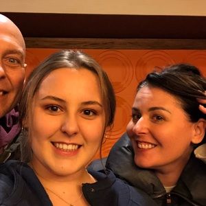 Meet your Posher, Jillella